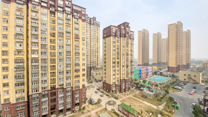 先锋小区外景图