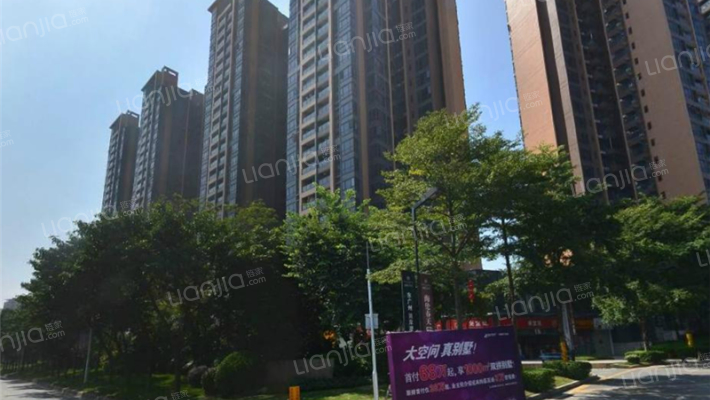 海伦春天外景图