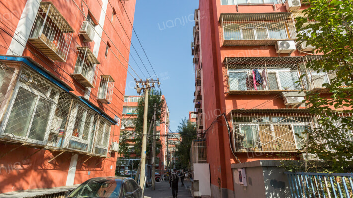 李村东里外景图