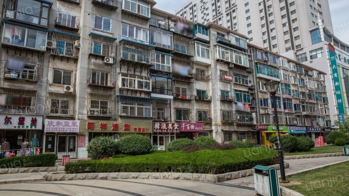 和平小区外景图