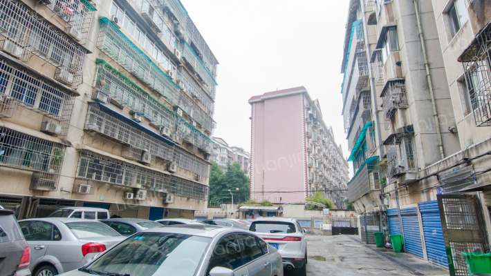 中信公寓外景图