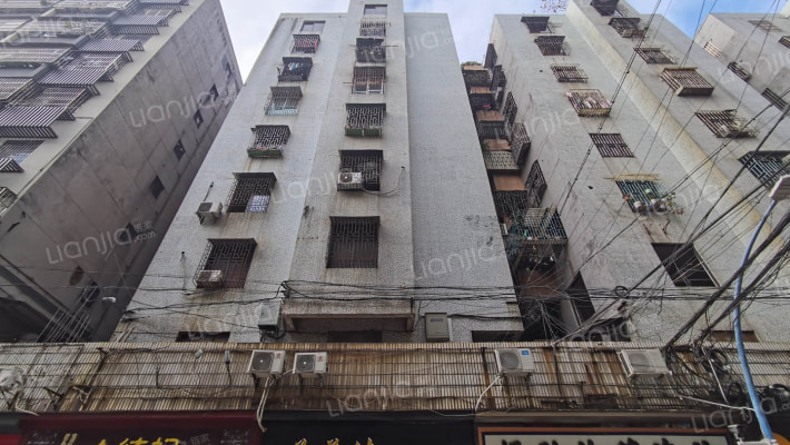 建银大厦外景图