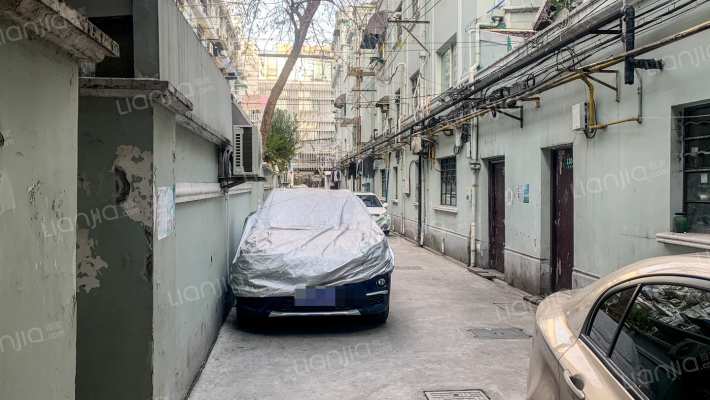 西新别墅外景图