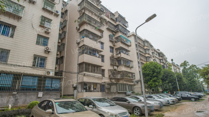 南山小区外景图