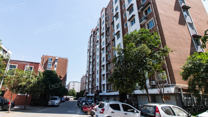 向阳花园外景图