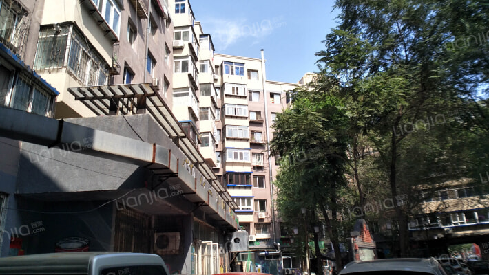 八卦社区外景图