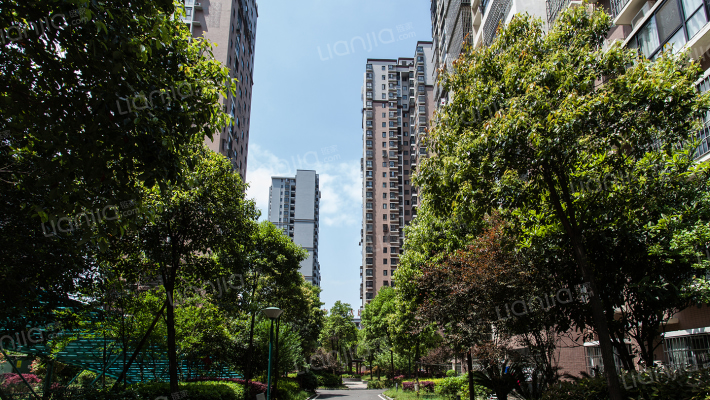 翠碧山莊外景图