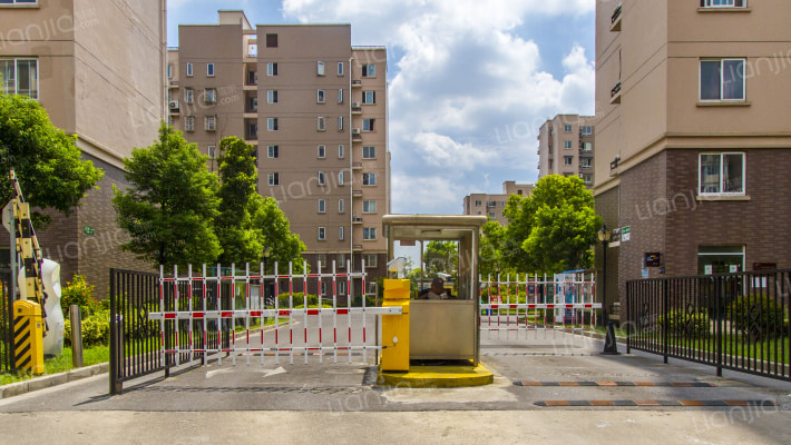 聚缘南庭外景图