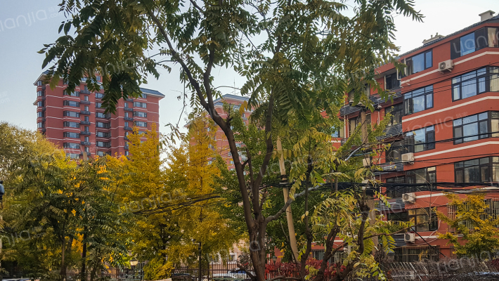 富丽小区外景图