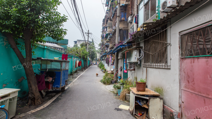 新鸿路342号院外景图
