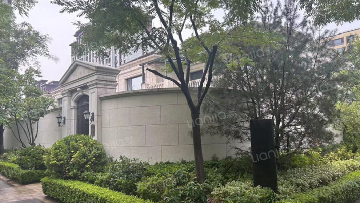 绿城百合花园玫瑰园外景图