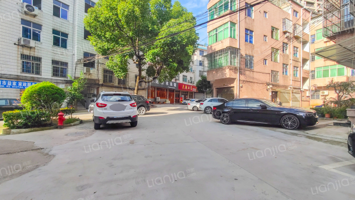 建工新村外景图