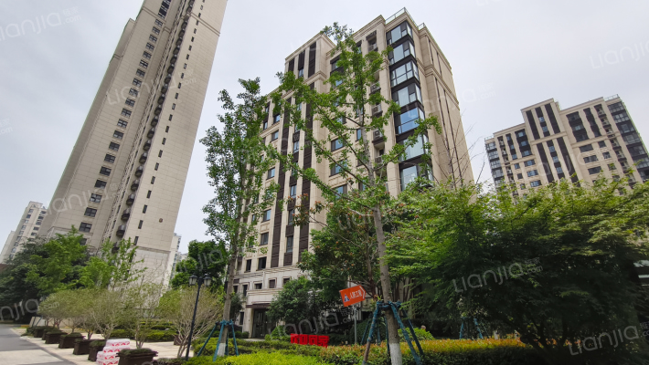 万科大都会A区外景图