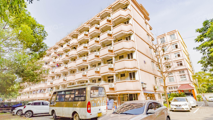 南洪小区外景图