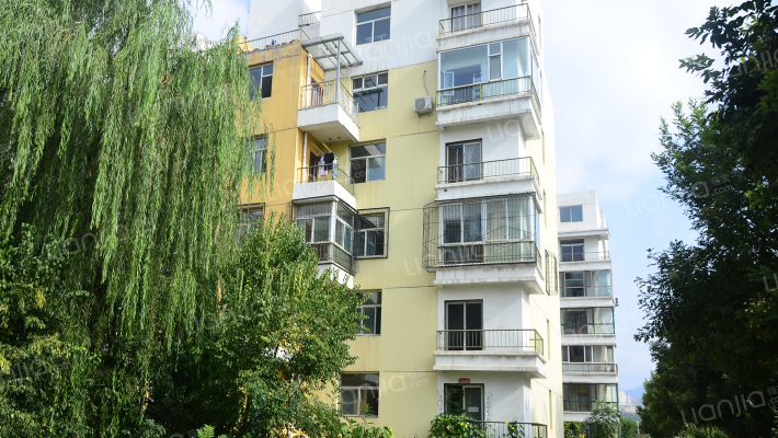 水木清华小区外景图