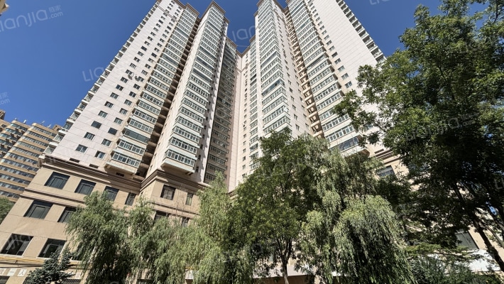 恒泰大厦外景图