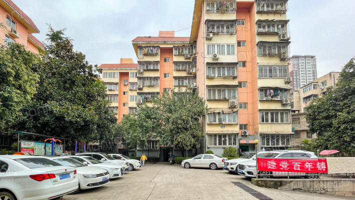 西安交大附属2院青门村家属院外景图