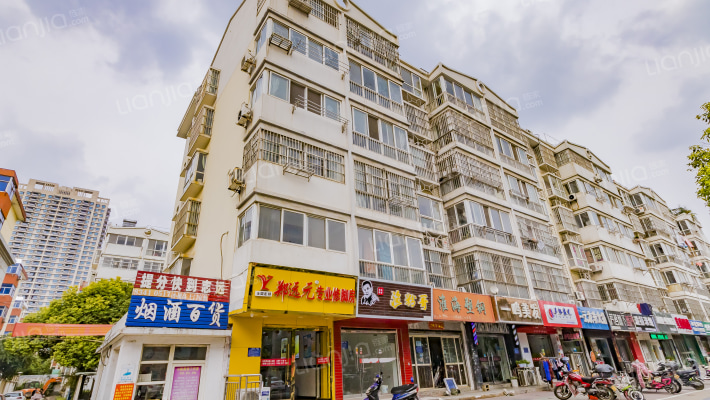 利苑新村三区外景图