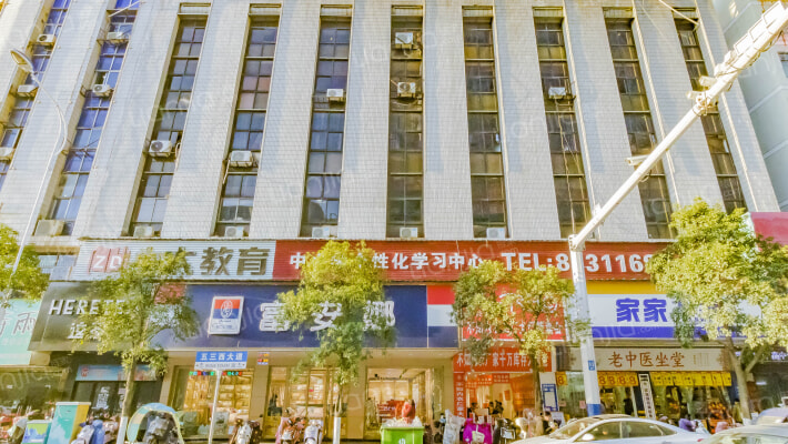 建行宿舍外景图