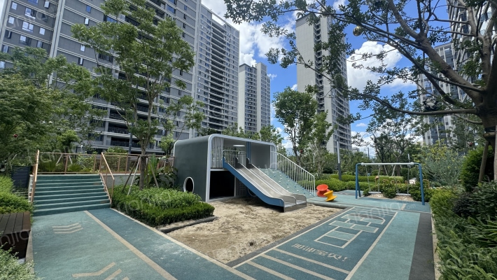 万科映象广场外景图