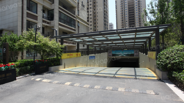 绿都澜湾樾园外景图