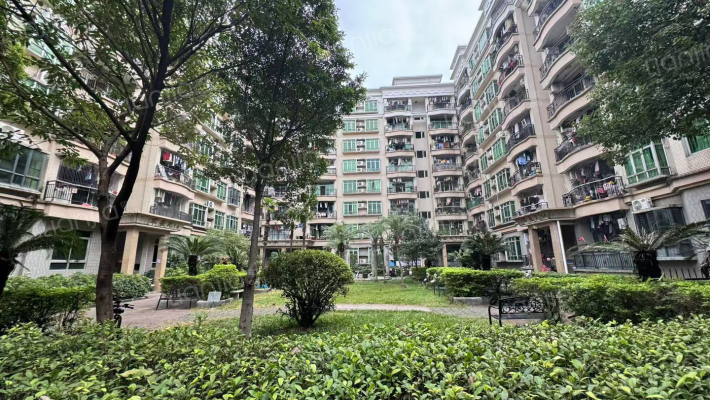 江滨花园五期外景图