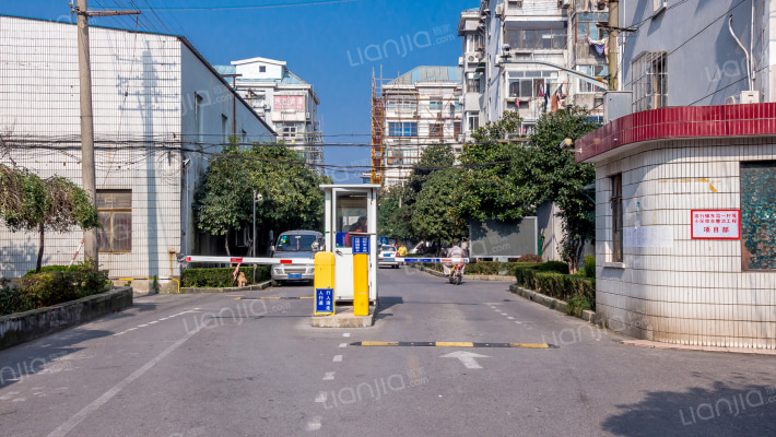 东沟一村外景图