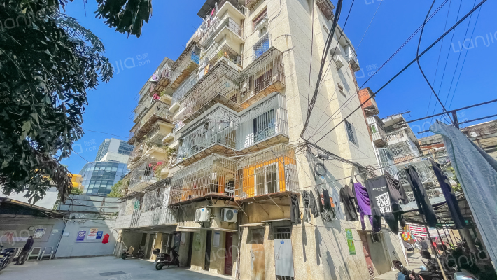 福建日报社东街38号宿舍区外景图