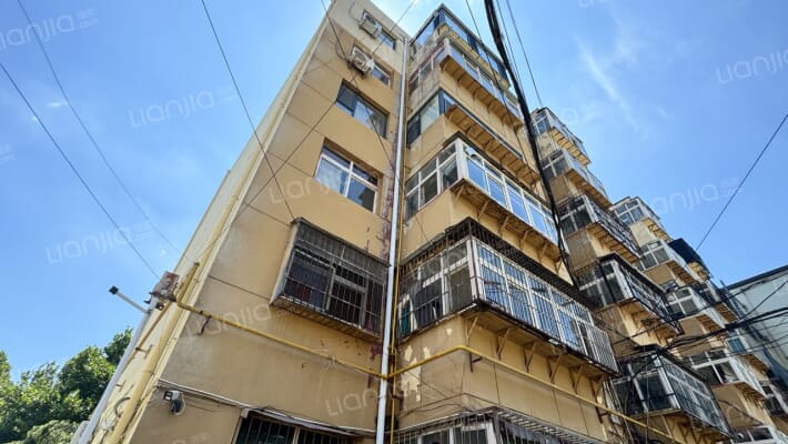 建工学校家属院外景图