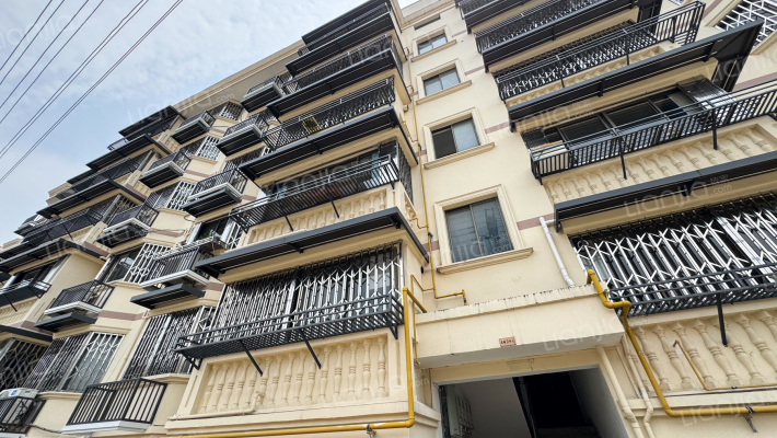 万峰公寓楼小区外景图