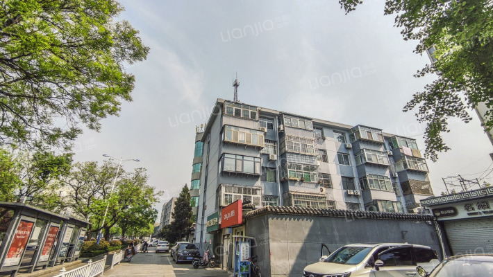 港华燃气宿舍楼外景图