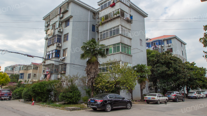 富田花苑外景图