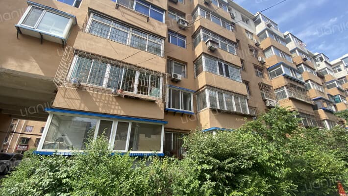 园东小区外景图