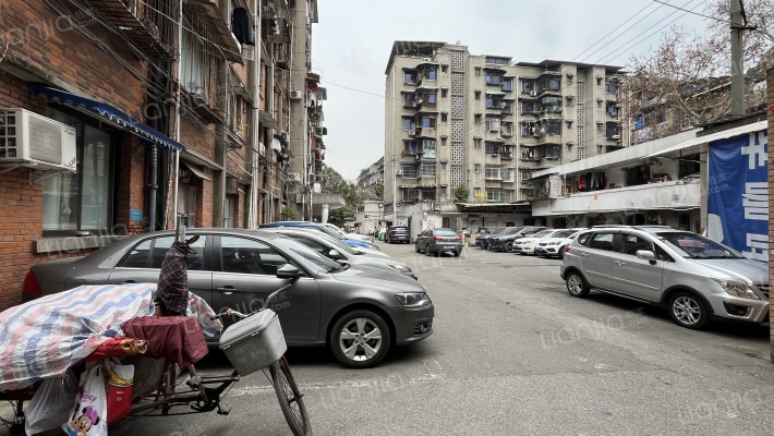 府青路一段36号大院外景图