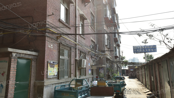 小梁庄街259外景图