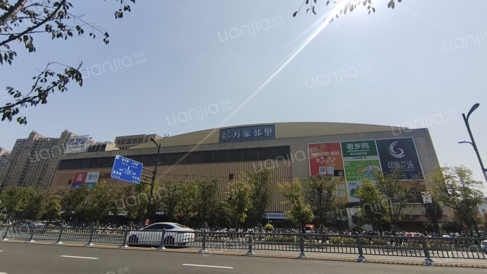 万家邻里外景图