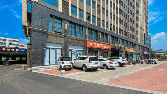 恒达旺角公寓外景图