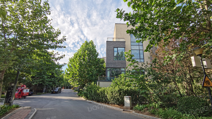 金融街园中园外景图