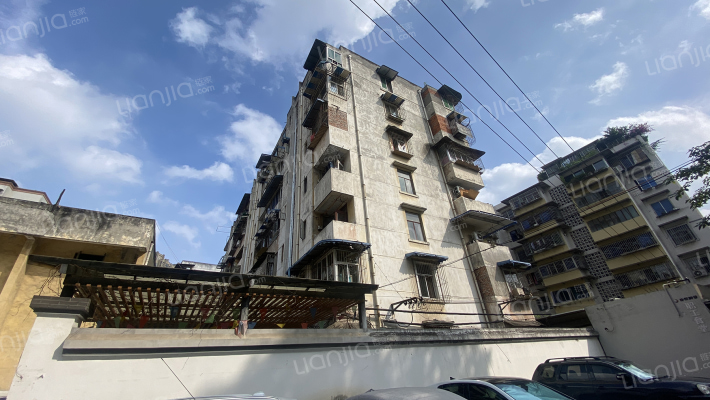 龙舟路58号外景图