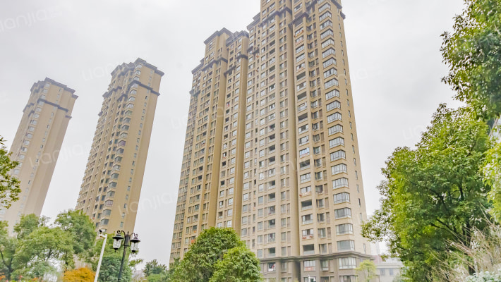 兴旺名都外景图