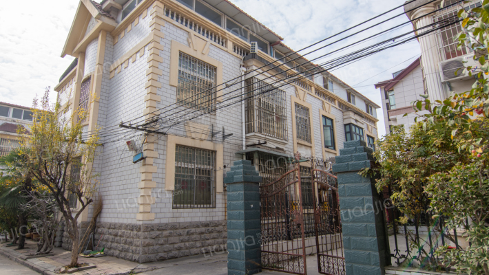 腾达名仕苑外景图