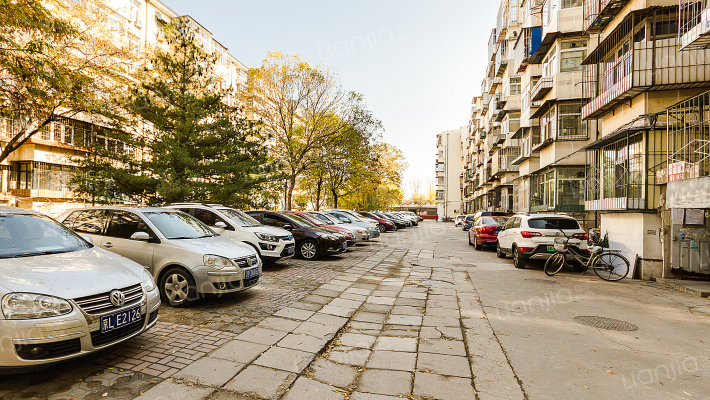 张郭庄小区外景图