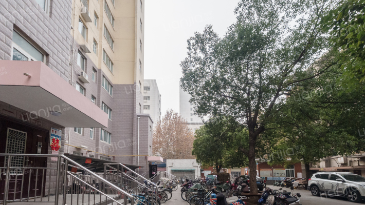 经四路一号院外景图