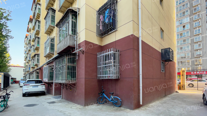 希望小学家属院外景图