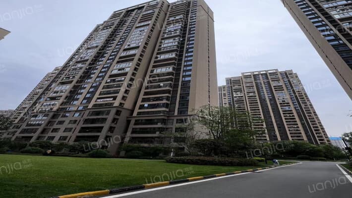 世茂云锦玉海园外景图