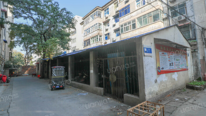 河南省第三劳教所综合楼外景图