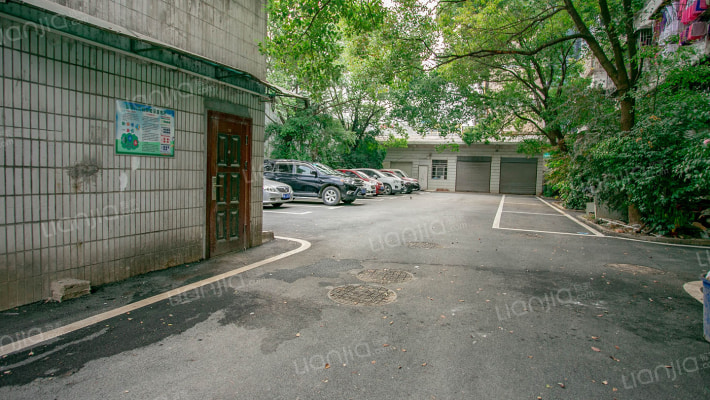 工商银行宿舍外景图