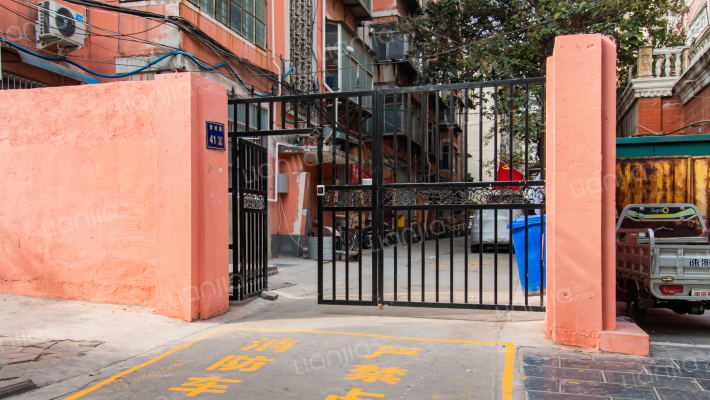 登封路41号外景图