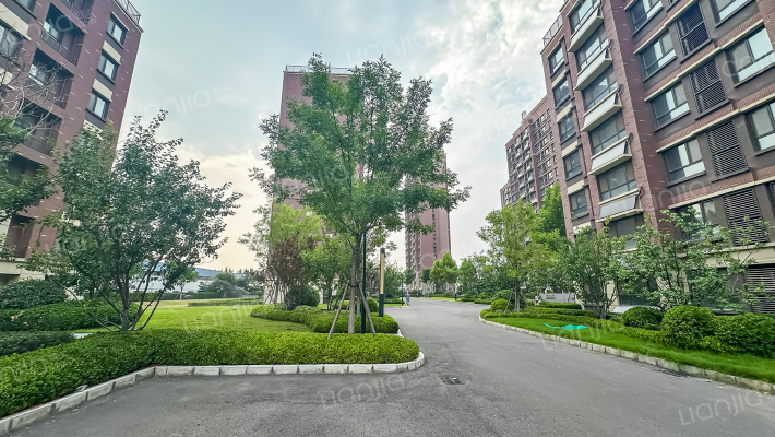 大华·鸿郡外景图