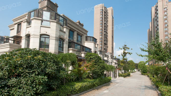 绿地公园首府外景图